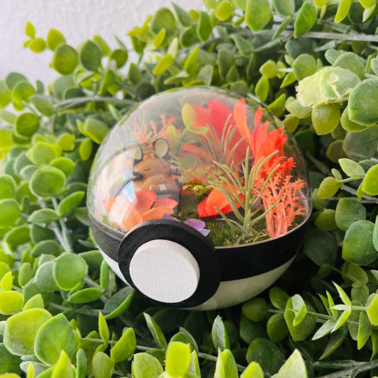 Dedenne Pokeball Terrarium
