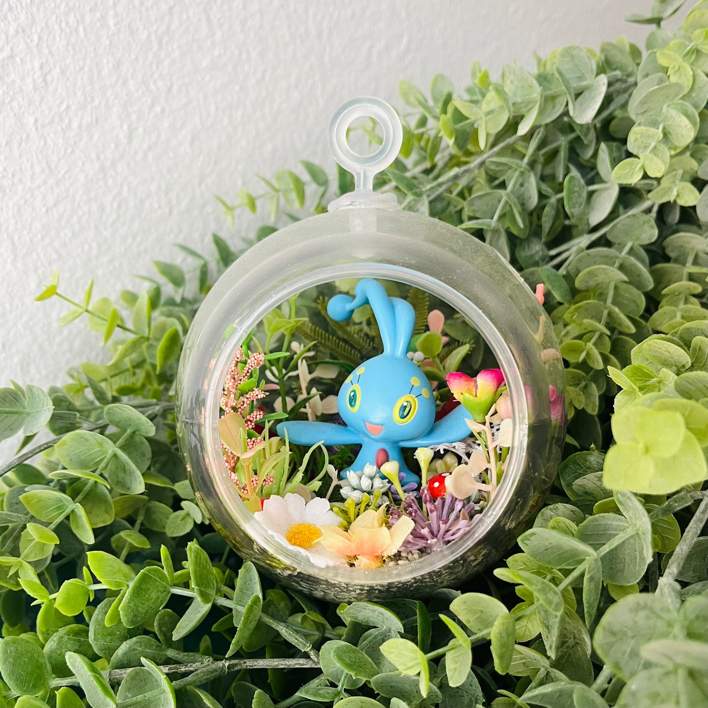 Manaphy Planter Terrarium