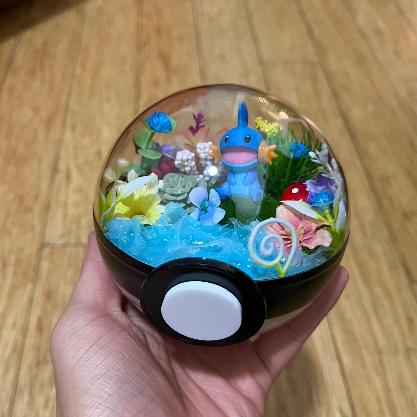 Mudkip Pokeball Terrarium