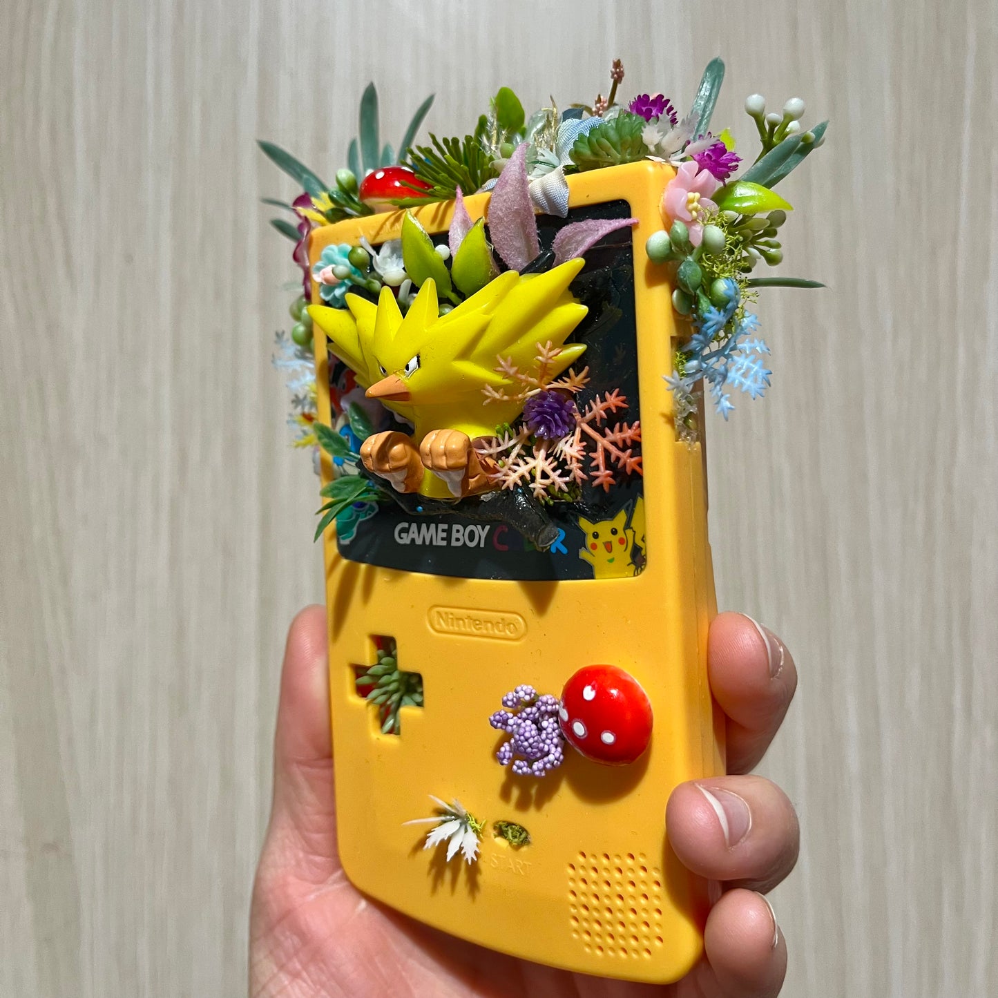 Zapdos Gameboy Terrarium