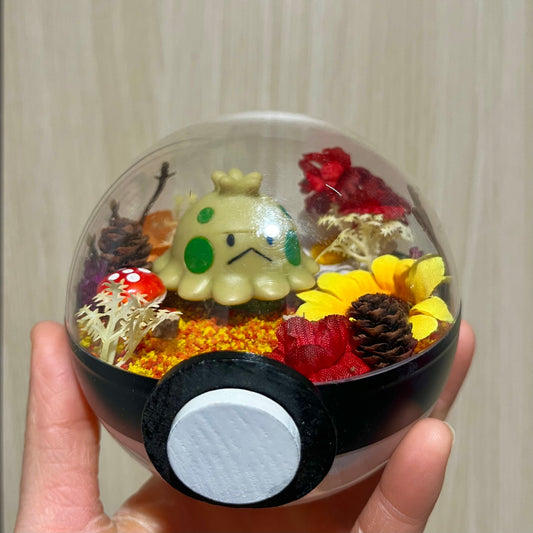 Shroomish Autumn Pokeball Terrarium *discount for older design*