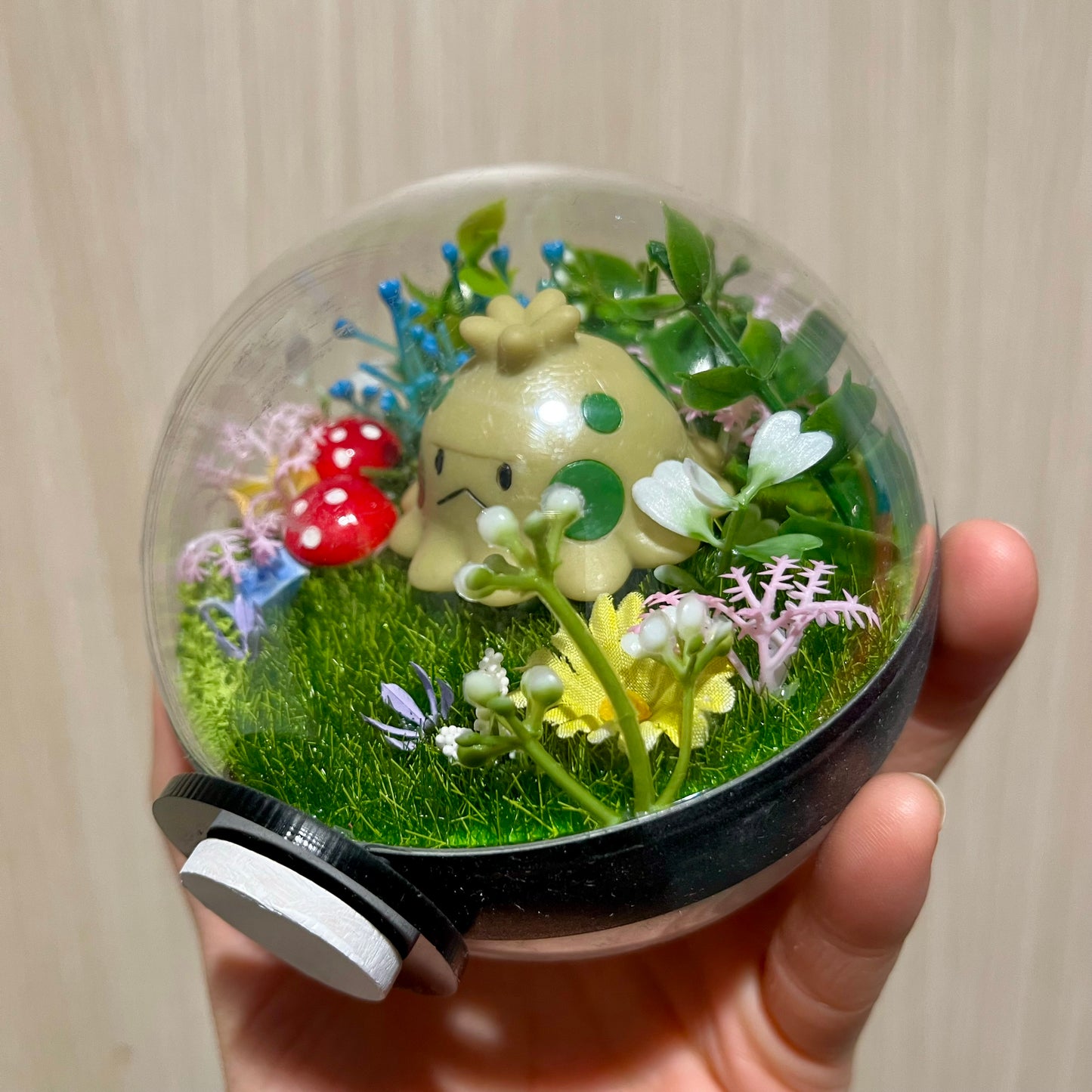 Shroomish Pokeball Terrarium *discount for older design*