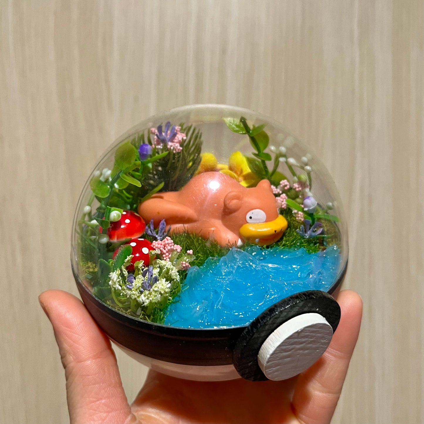 Slowpoke Riverside Pokeball Terrarium *discount for older design*