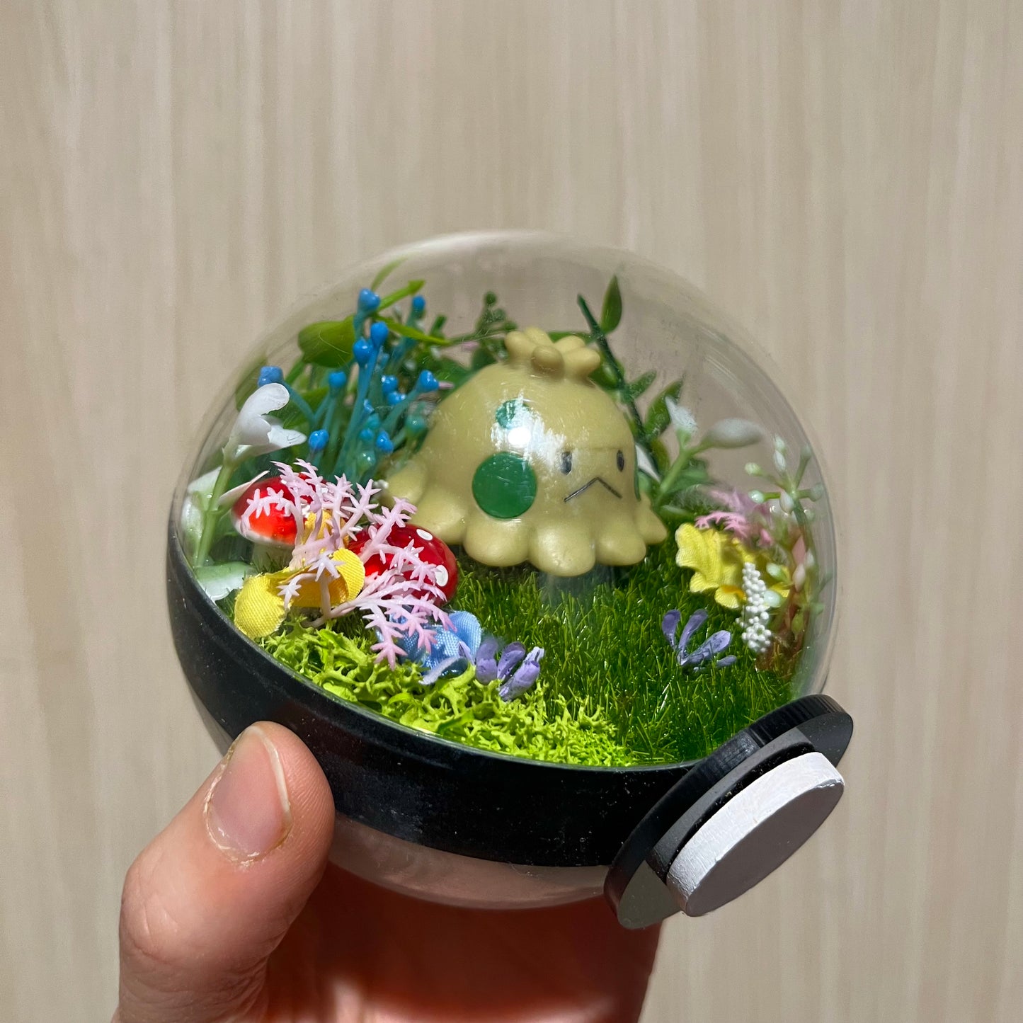 Shroomish Pokeball Terrarium *discount for older design*