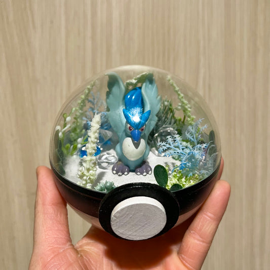 Arcticuno Winter Pokeball Terrarium *discount for older design*