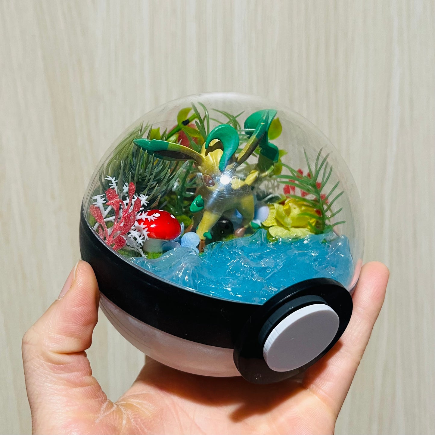 Leafeon Riverside Pokeball Terrarium *discount for flaw*