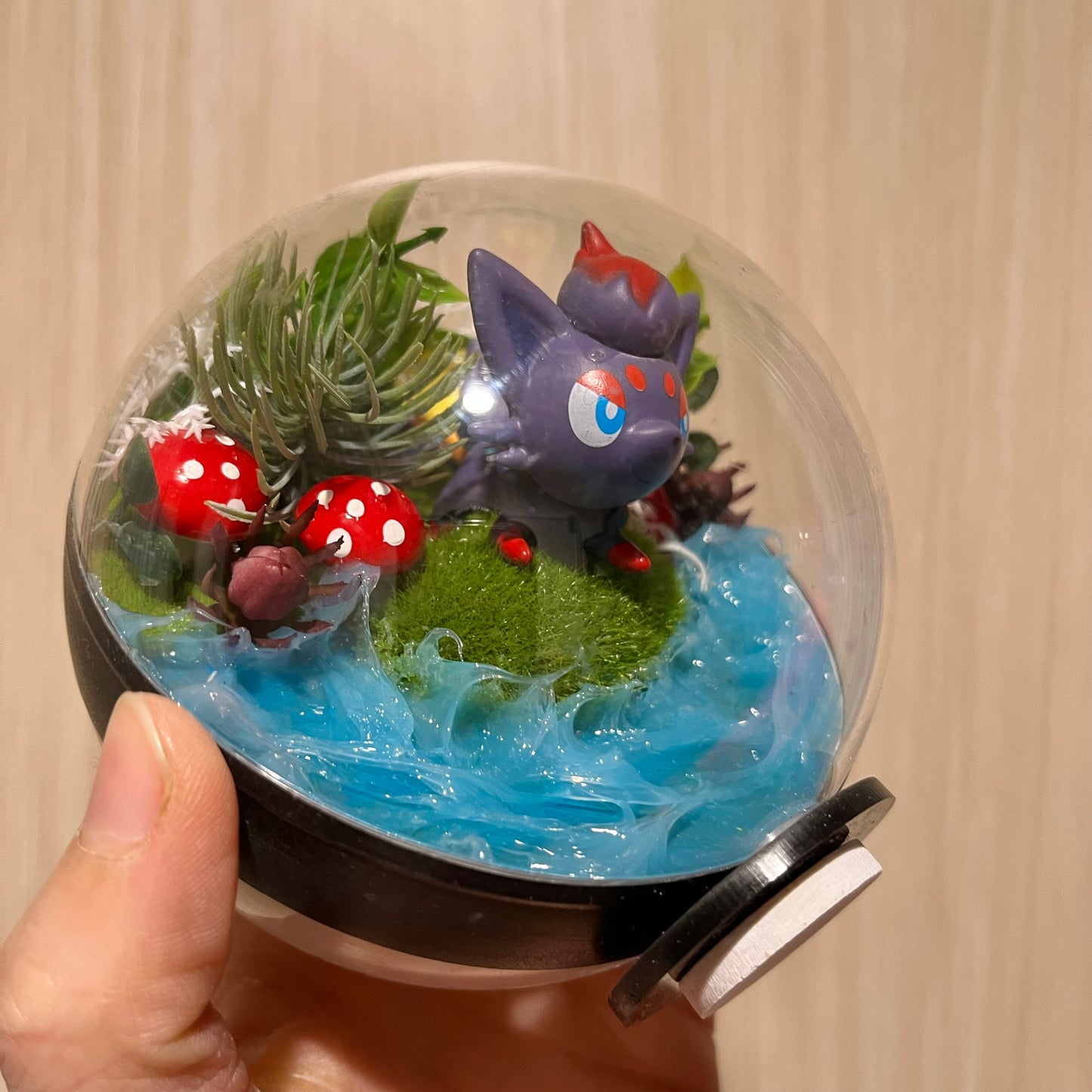 Zorua Pokeball Terrarium *discount for older design*