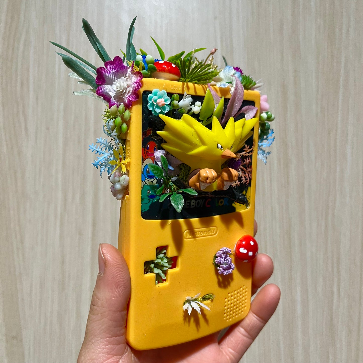 Zapdos Gameboy Terrarium