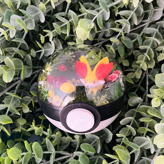 Fennekin Pokeball Terrarium