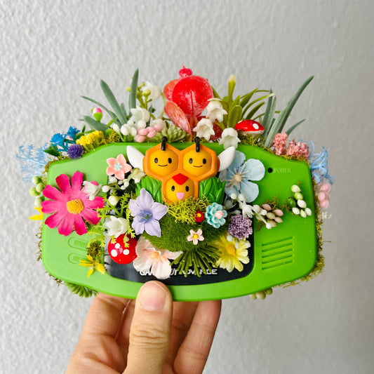 Combee Gameboy Terrarium