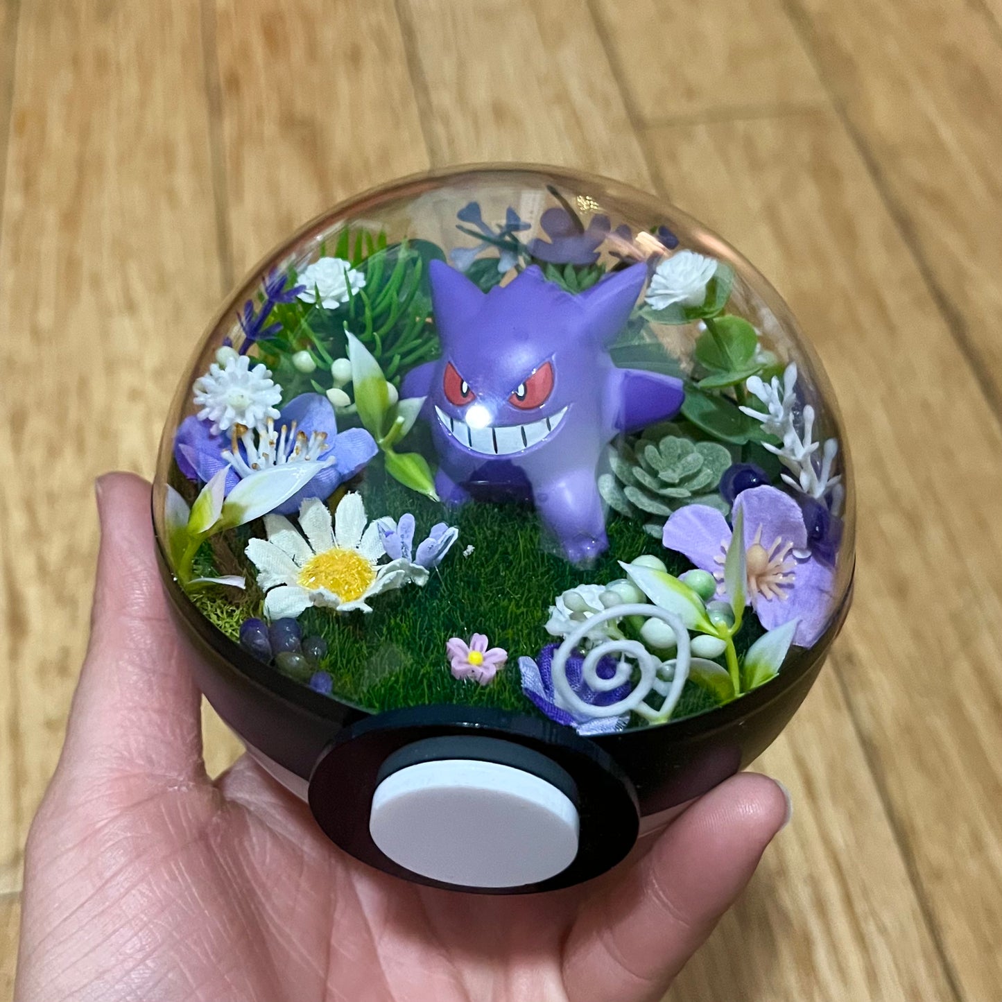 Gengar Pokeball Terrarium